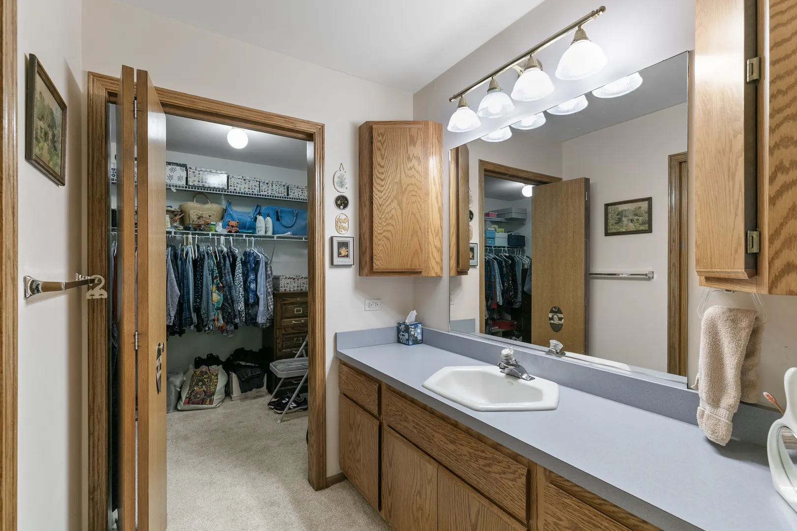 3422 Station Drive IL