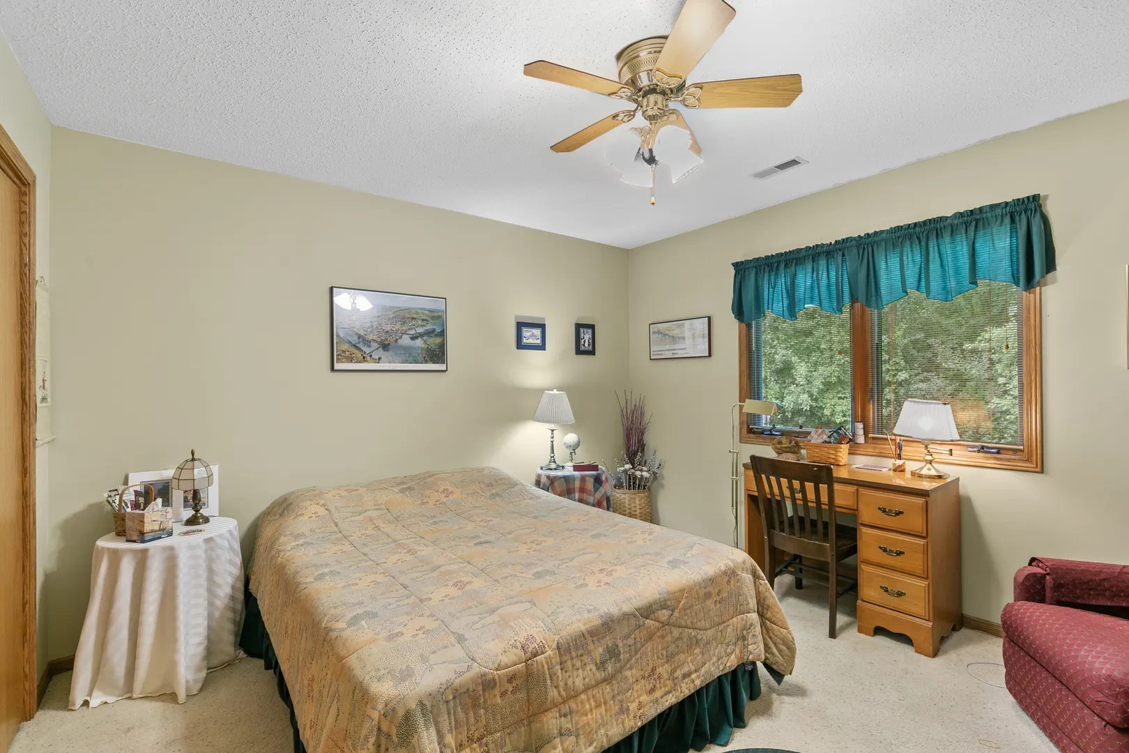 3422 Station Drive IL