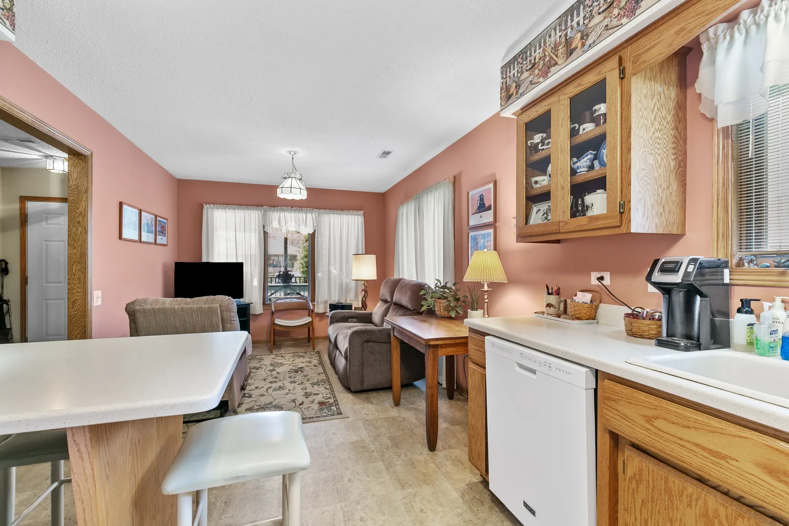 3422 Station Drive IL