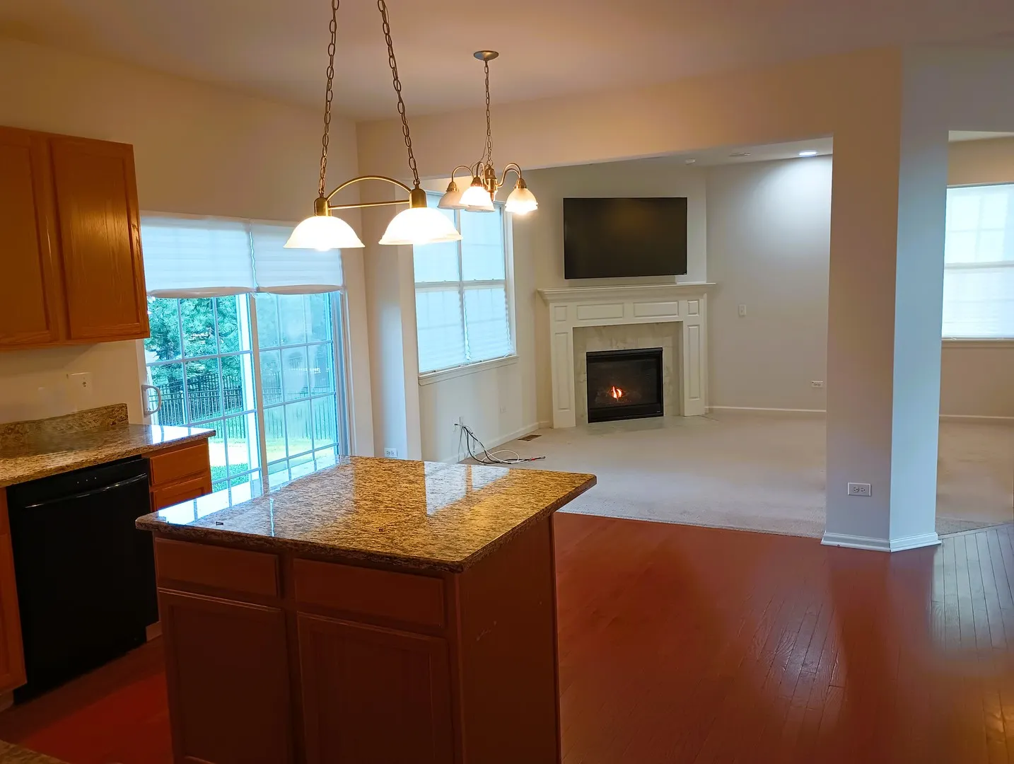 777 W Mystic Lane IL