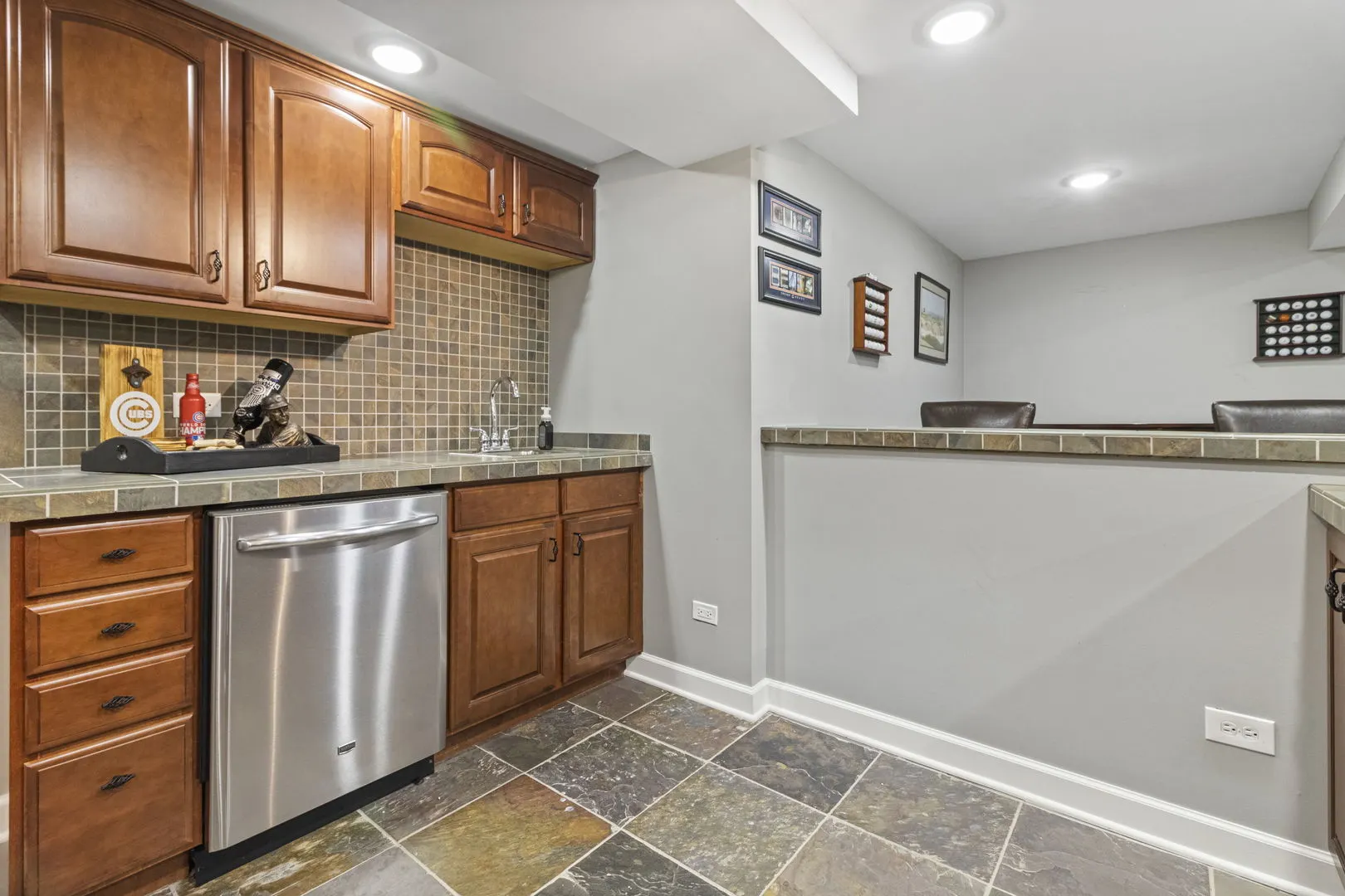 24755 W Manor Drive IL