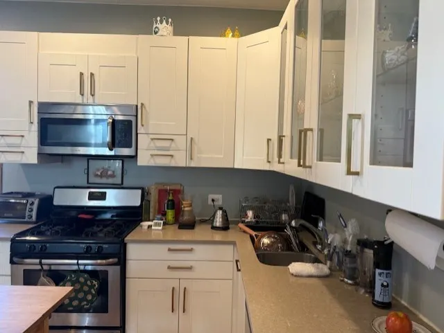 3330 W Evergreen Avenue IL