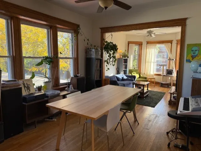 3330 W Evergreen Avenue IL