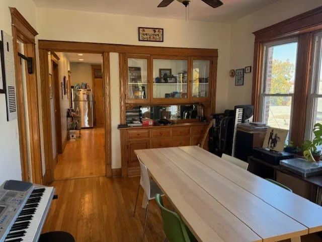 3330 W Evergreen Avenue IL