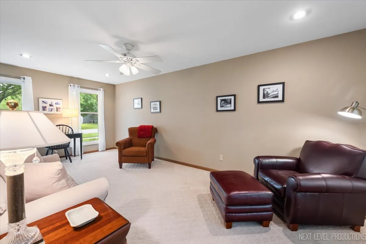 133 Autumn Rdg Drive IL