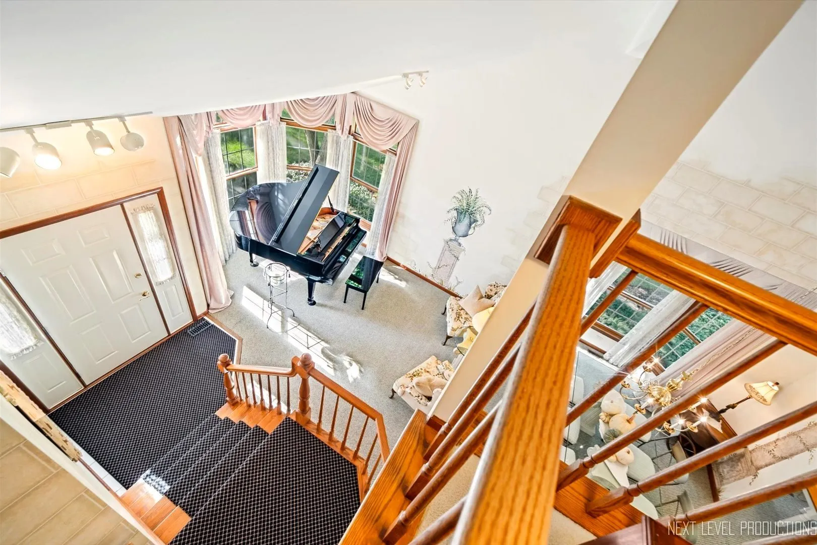 1919 Waverly Circle IL