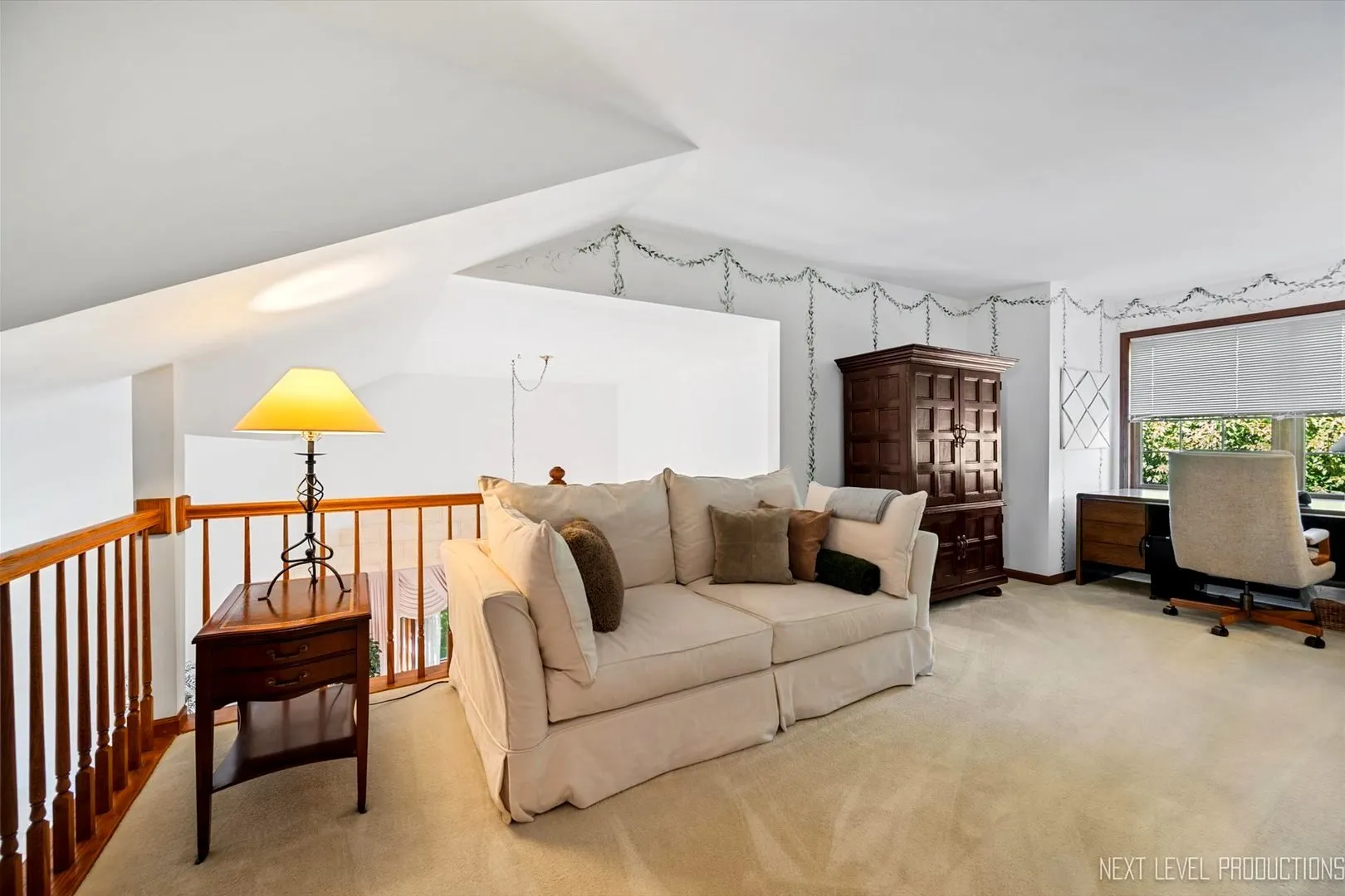 1919 Waverly Circle IL