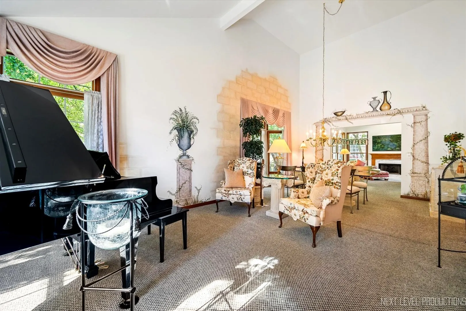 1919 Waverly Circle IL