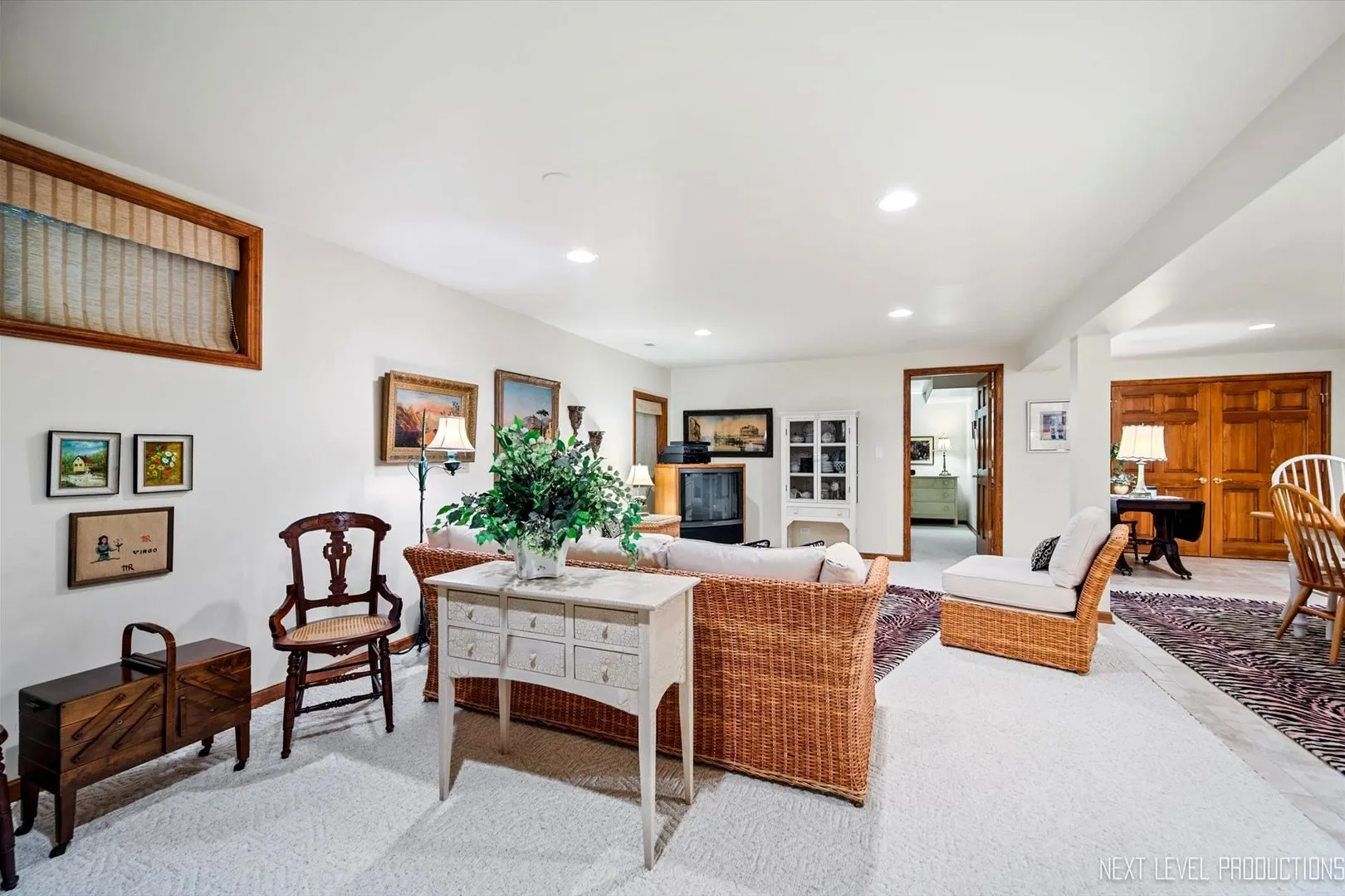 1919 Waverly Circle IL