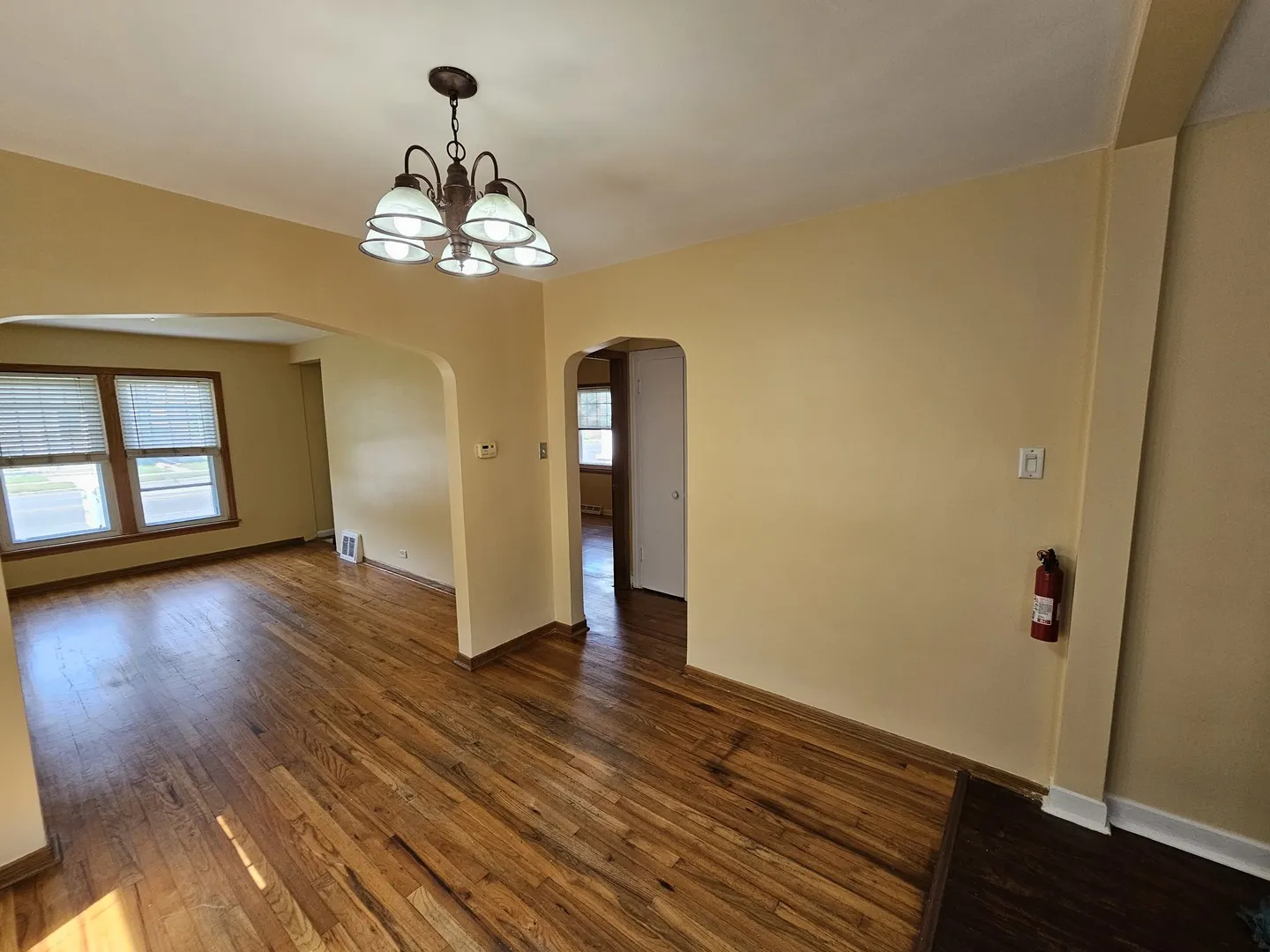5121 S Central Avenue IL