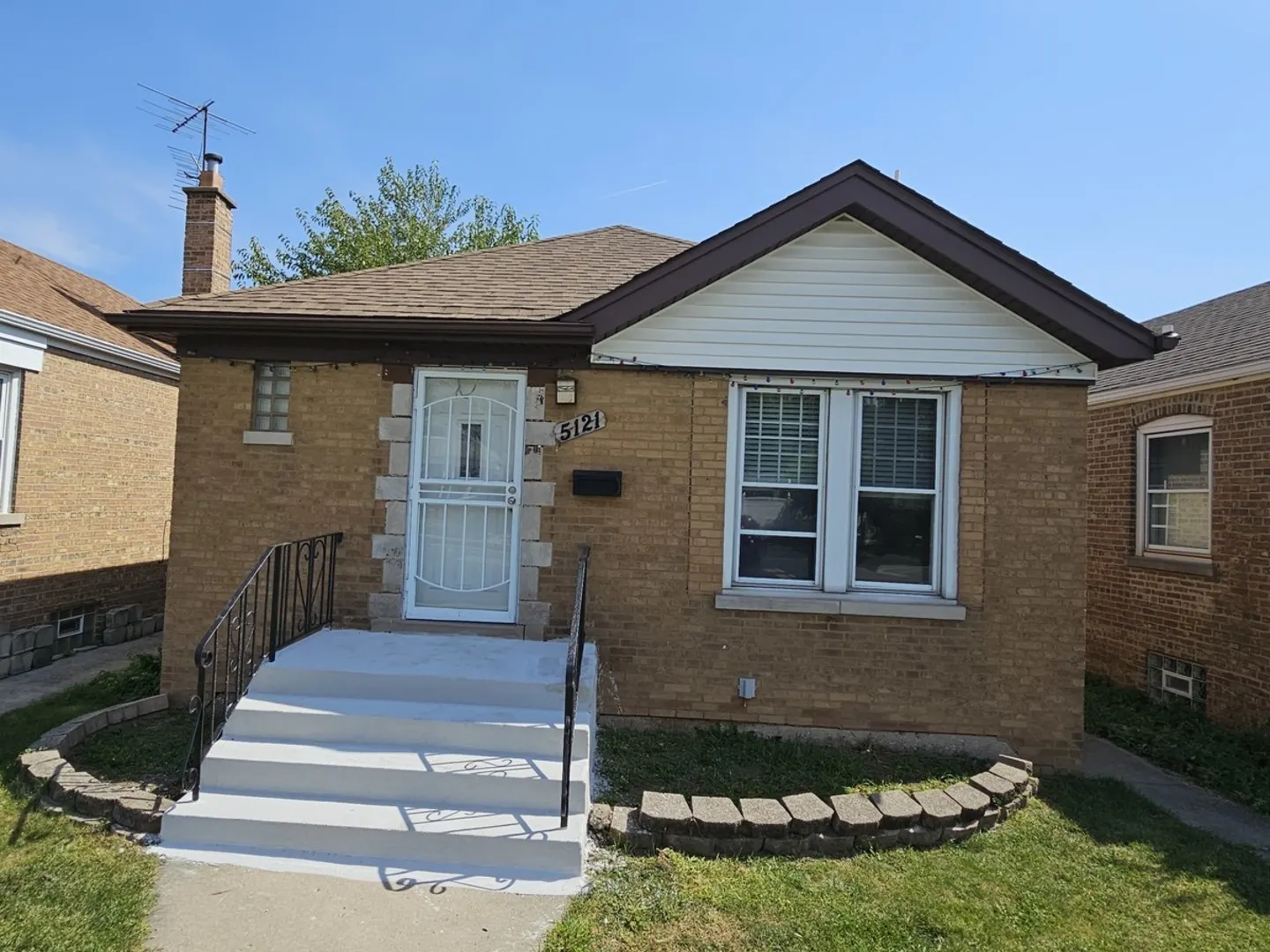 5121 S Central Avenue IL