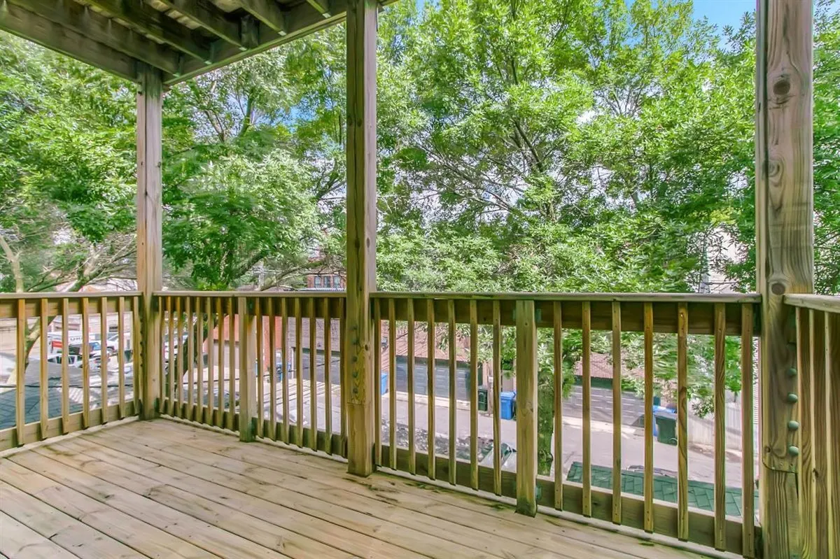1322 W Belmont Avenue 2W IL