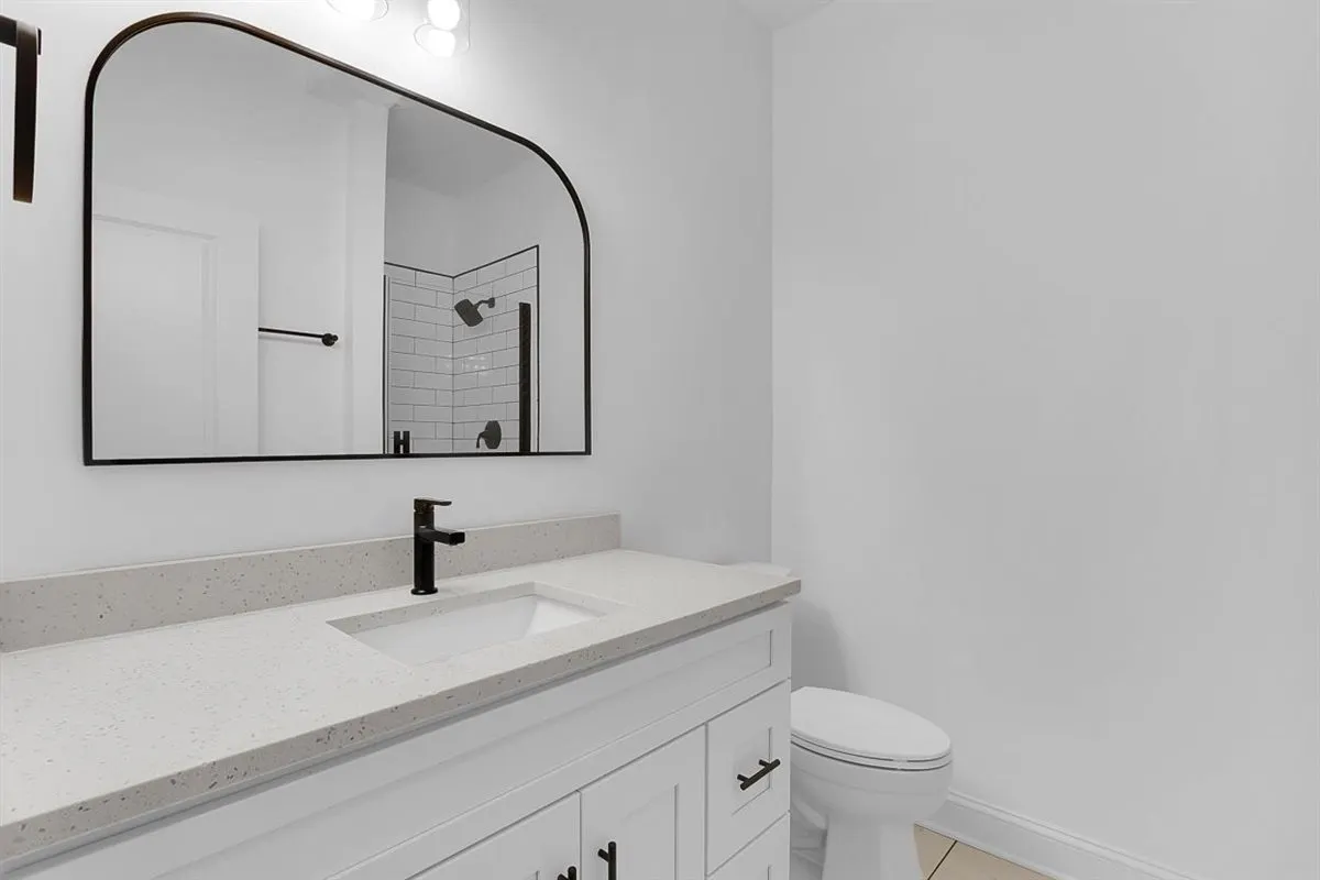1322 W Belmont Avenue 2W IL