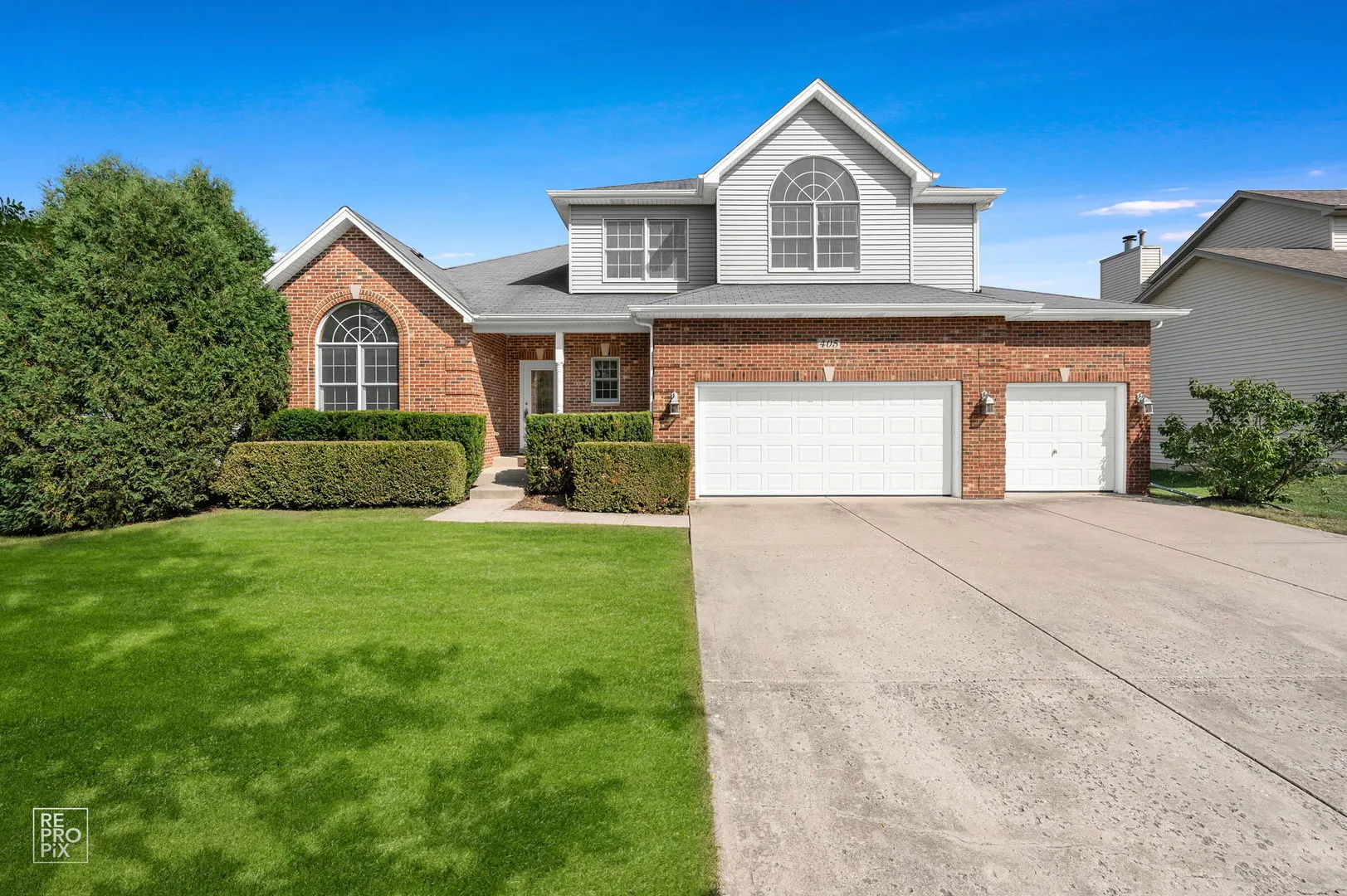 405 Sudbury Circle IL