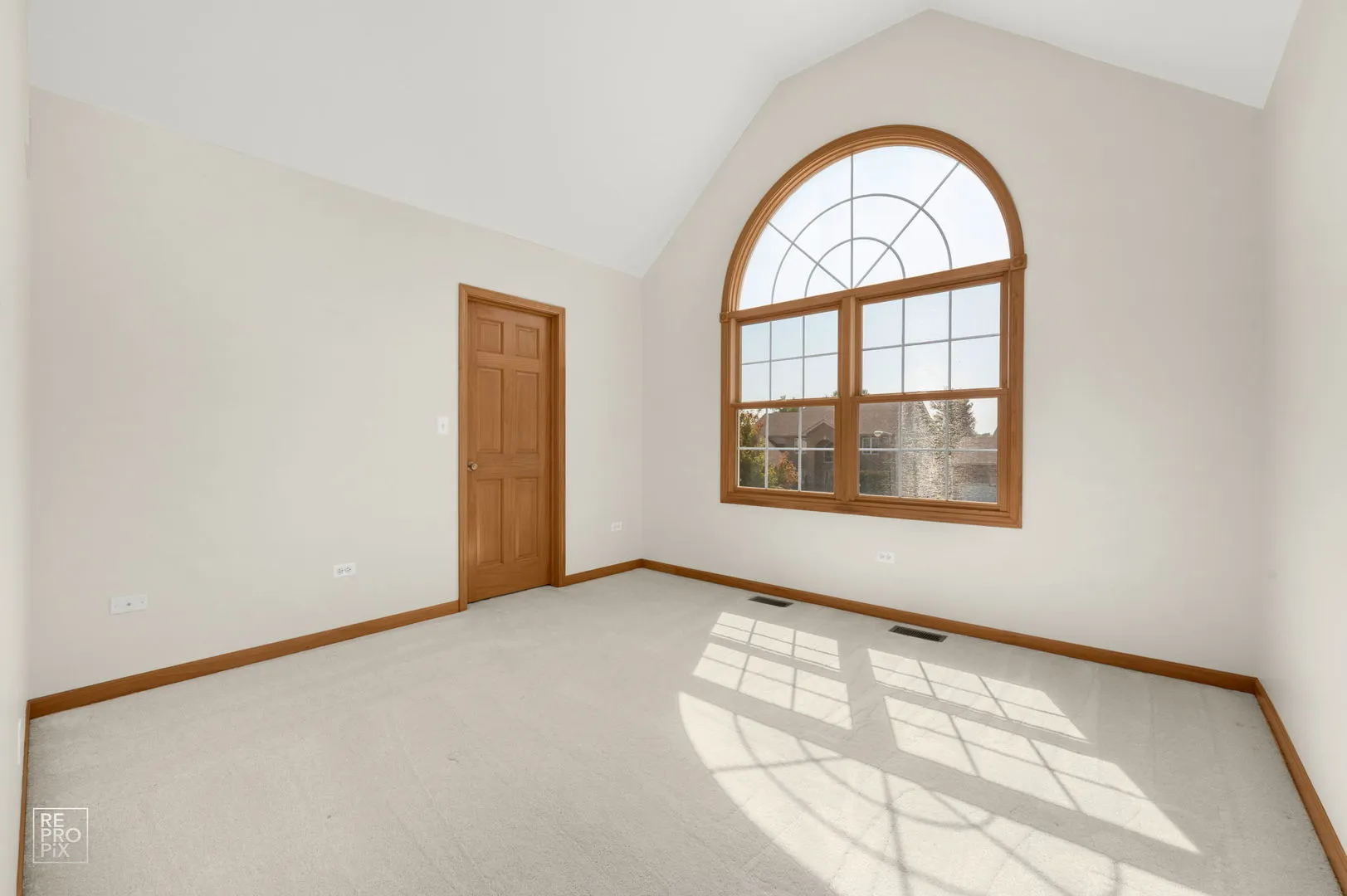 405 Sudbury Circle IL