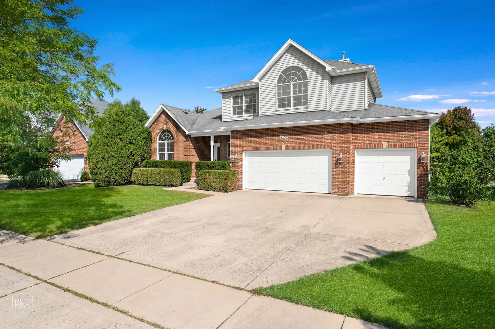 405 Sudbury Circle IL
