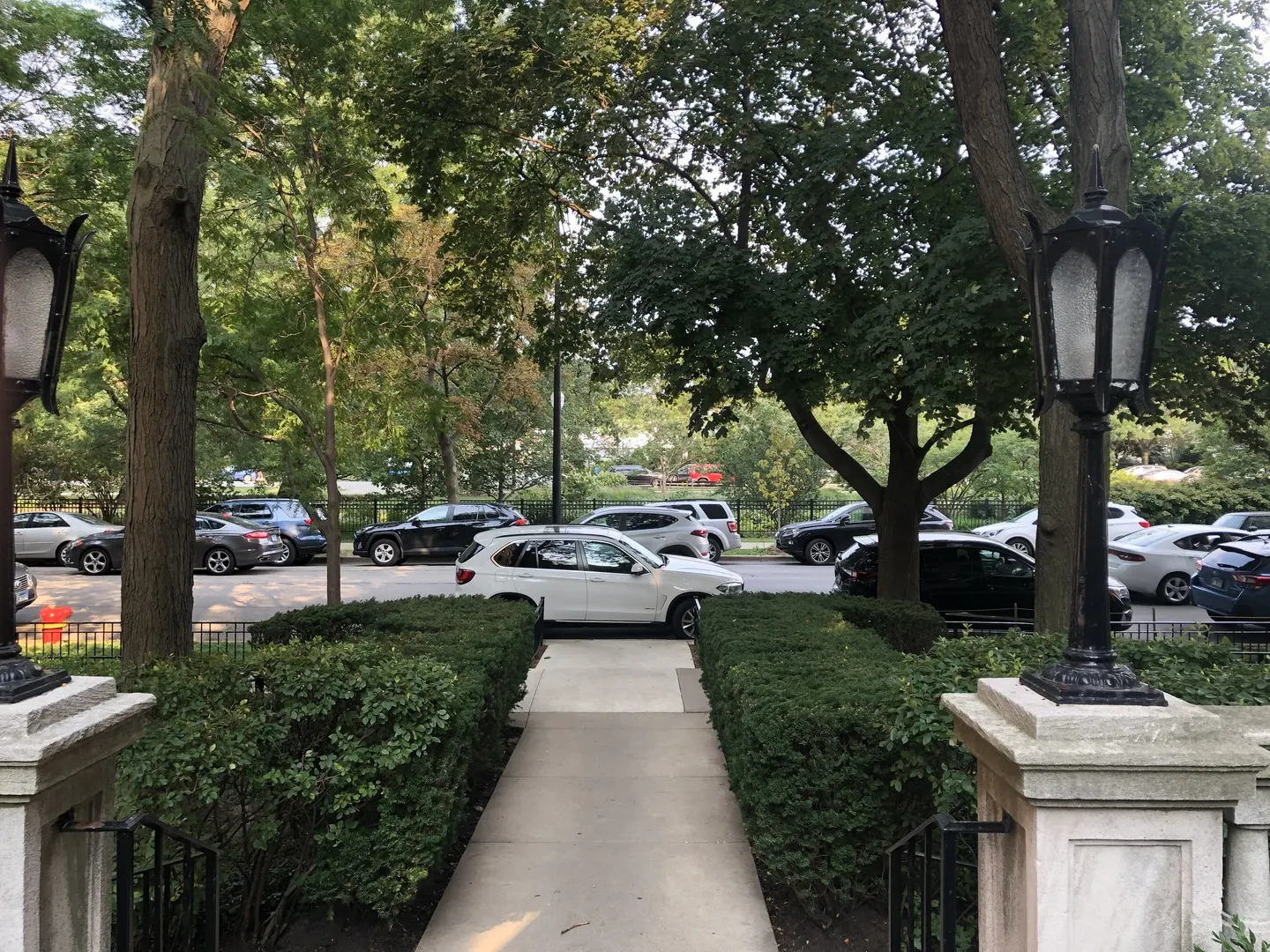 2324 N LINCOLN PARK WEST Avenue 3C IL