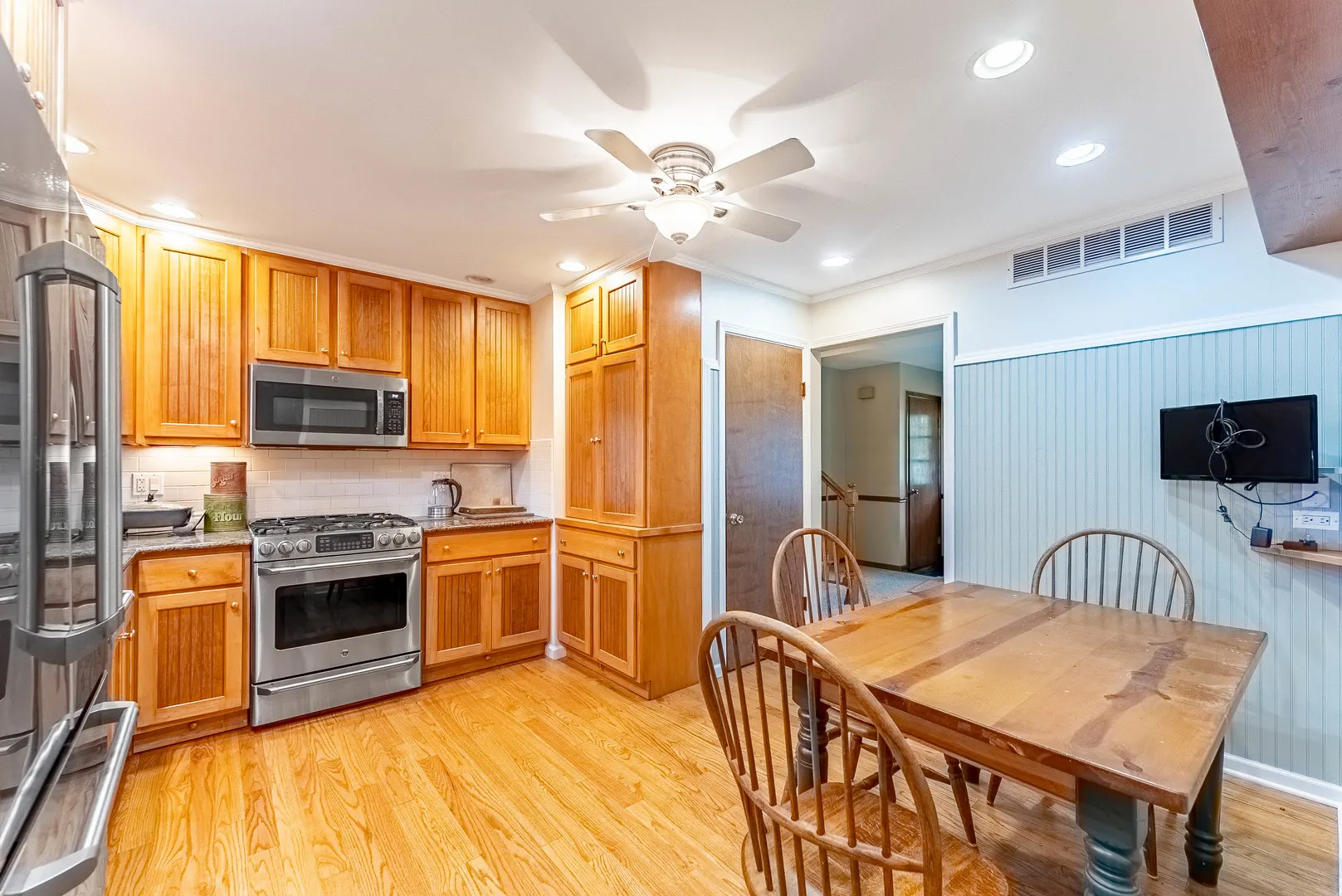 3S240 Burr Oak Drive IL