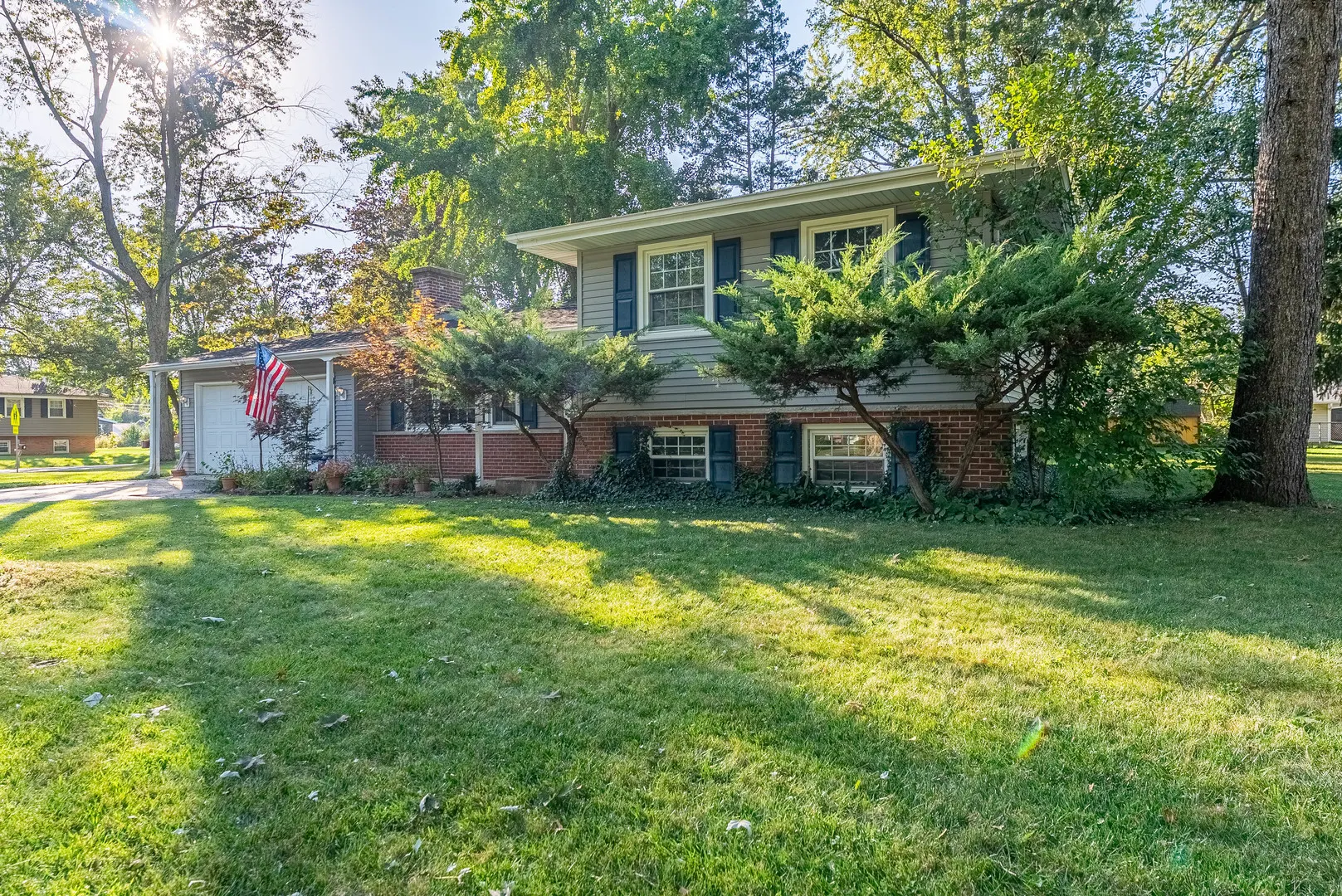 3S240 Burr Oak Drive IL