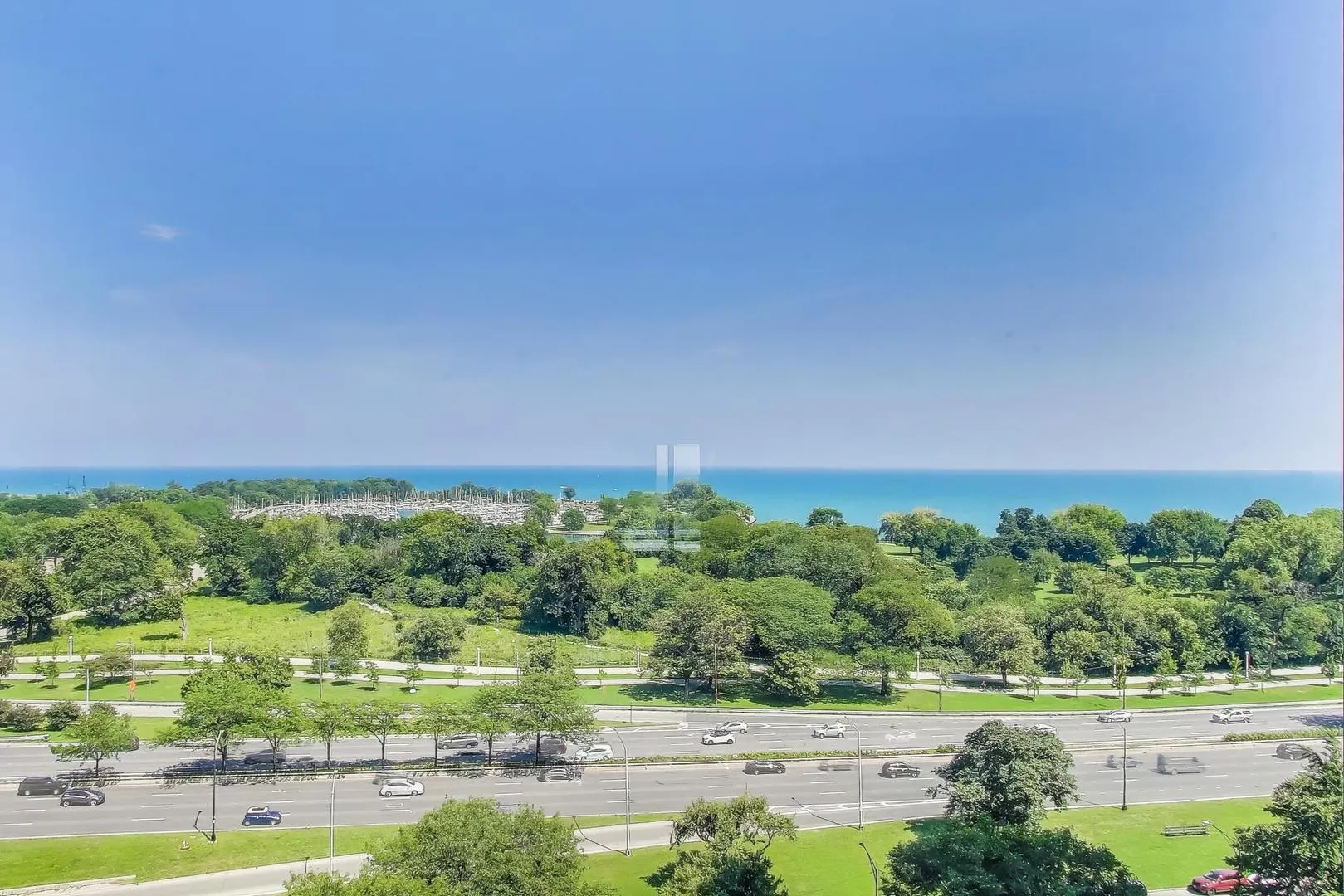 707 W Junior Terrace 12 IL