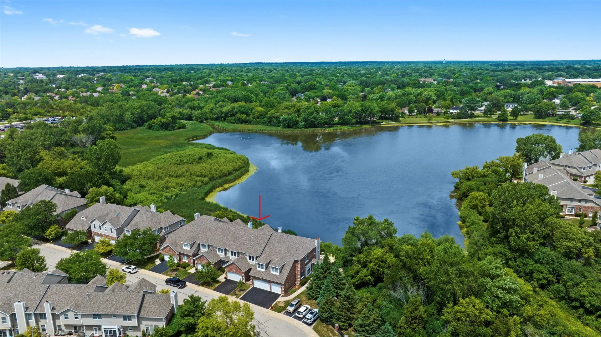 1022 W Bogey Lane IL
