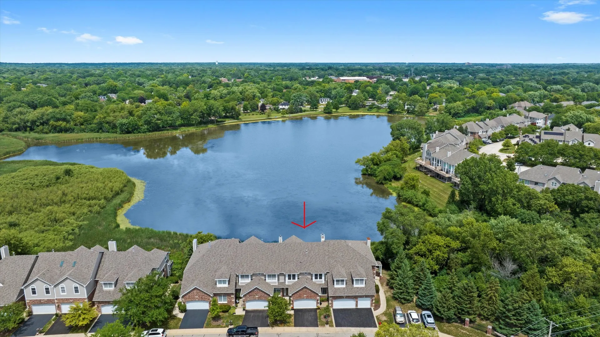 1022 W Bogey Lane IL