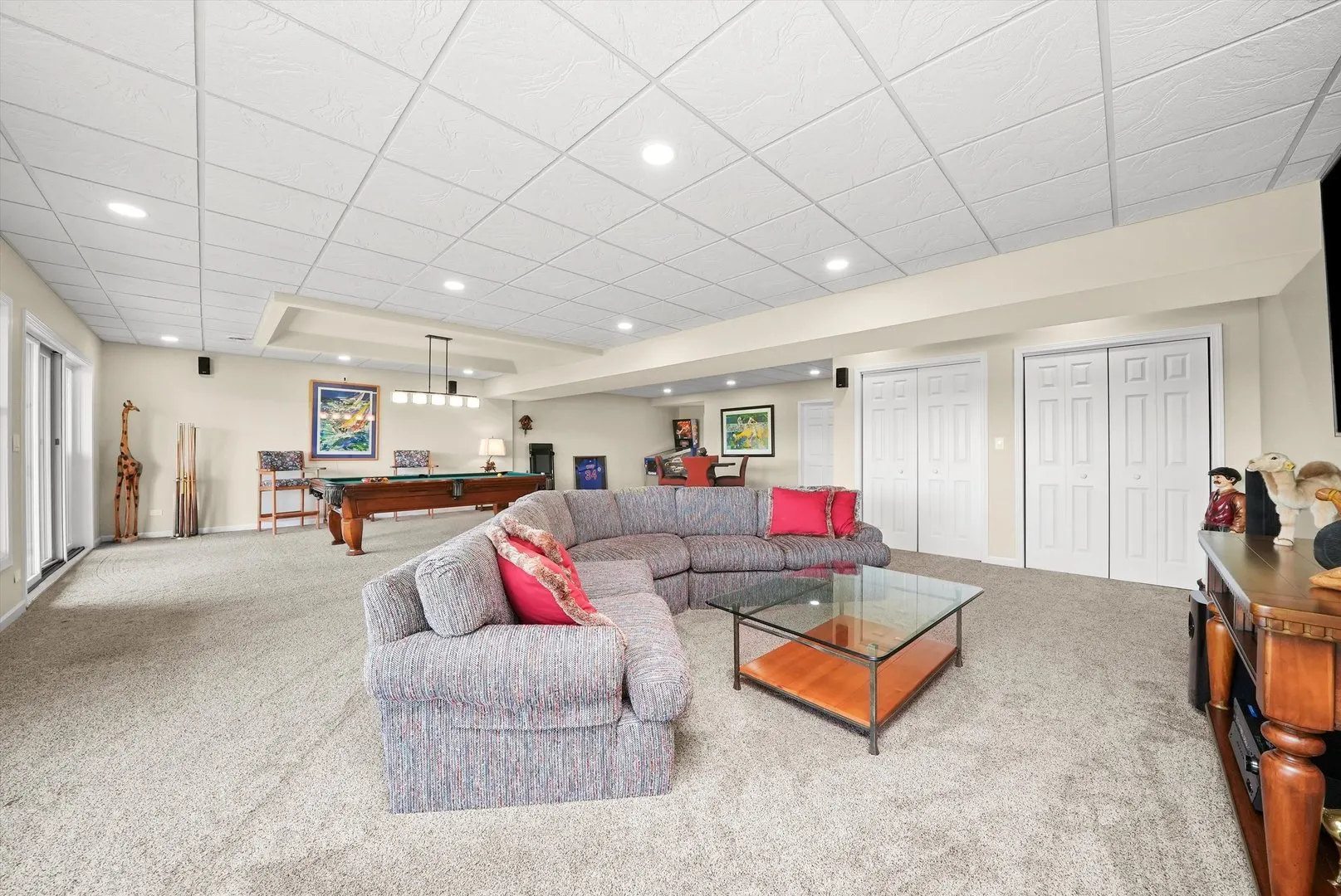 1022 W Bogey Lane IL