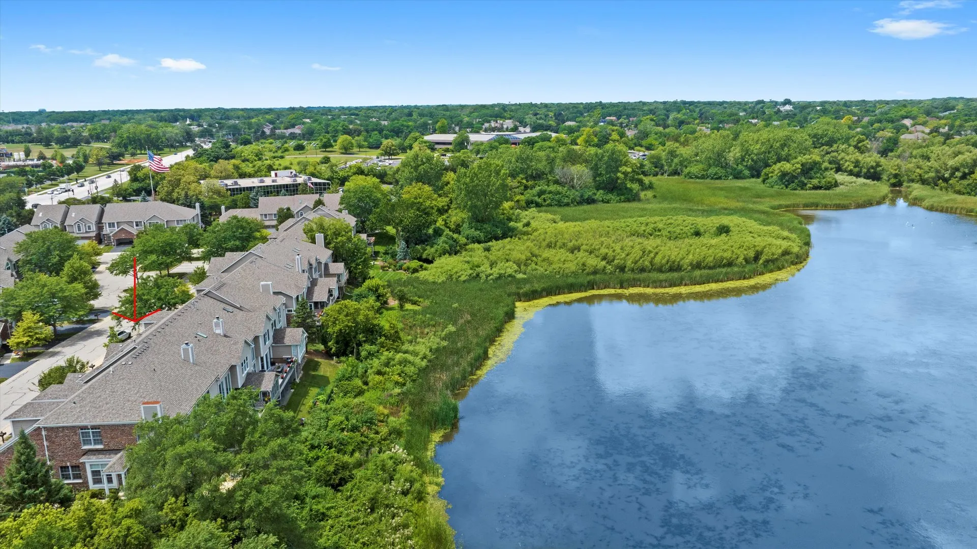 1022 W Bogey Lane IL
