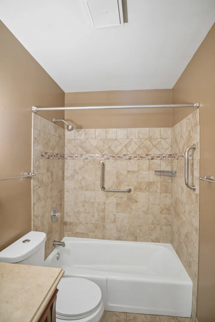 219 Brookside Drive IL
