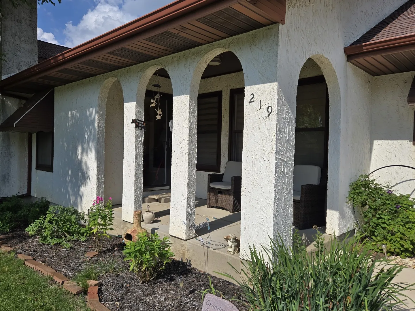 219 Brookside Drive IL