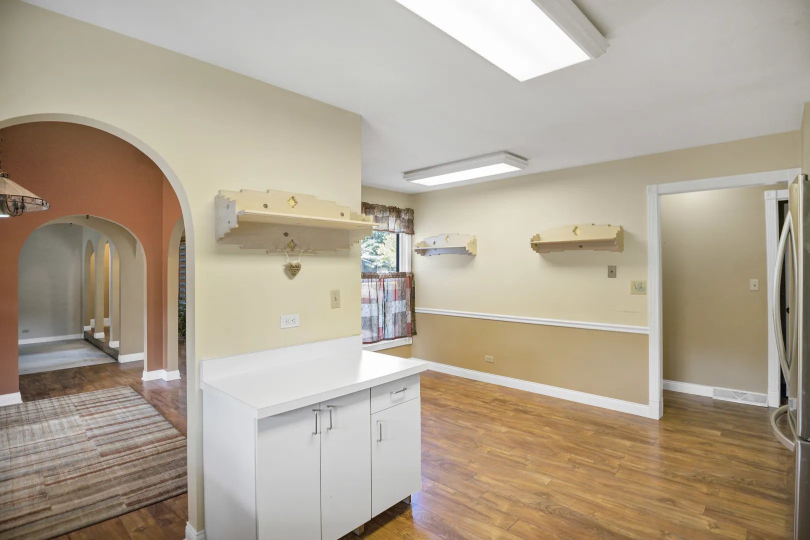 219 Brookside Drive IL