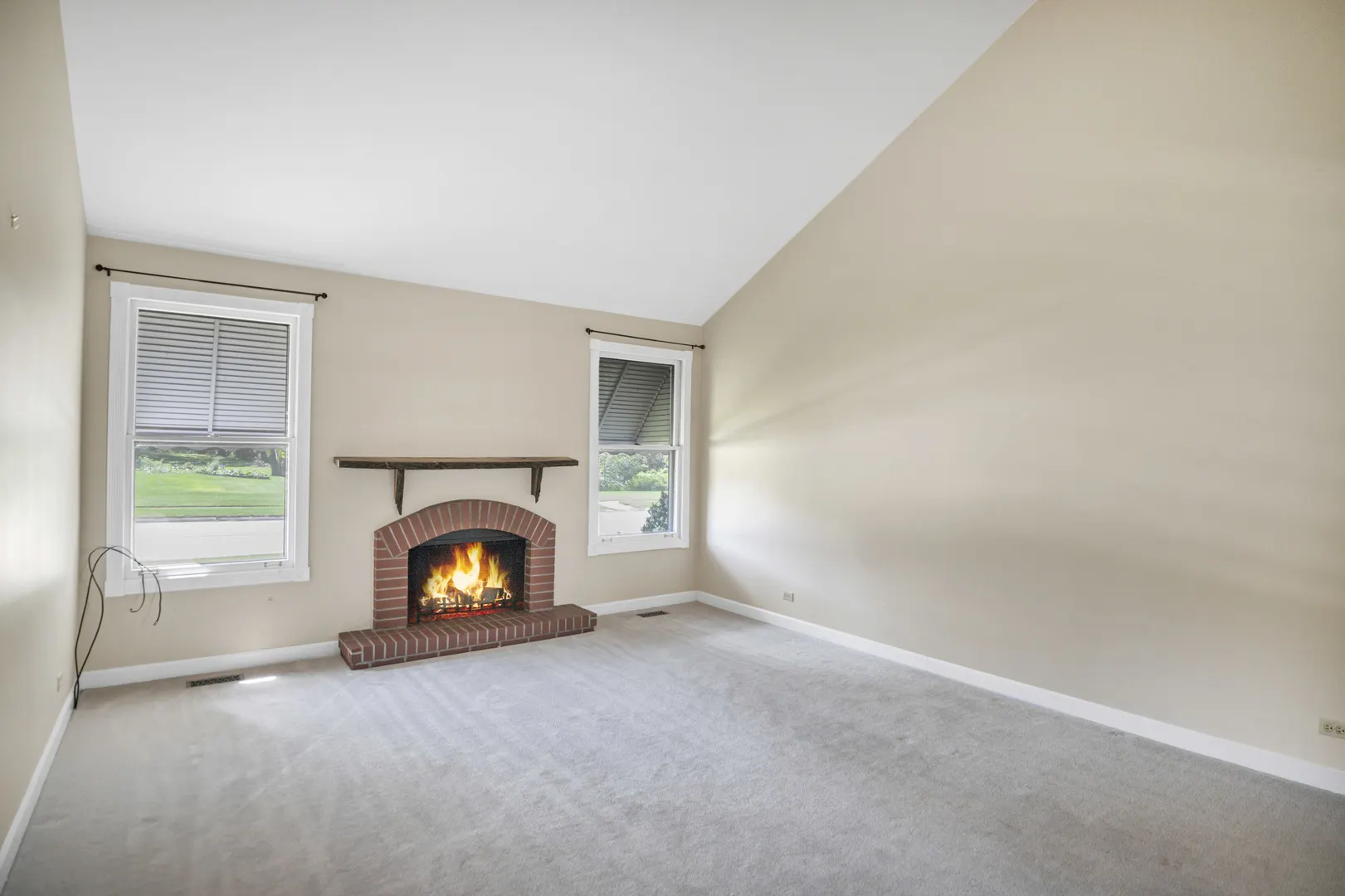 219 Brookside Drive IL