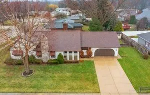 219 Brookside Drive IL