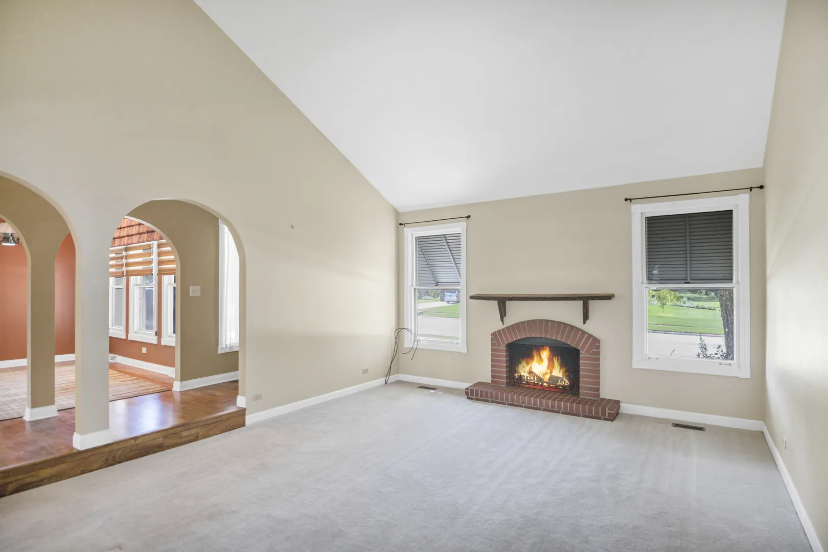 219 Brookside Drive IL