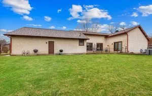 219 Brookside Drive IL