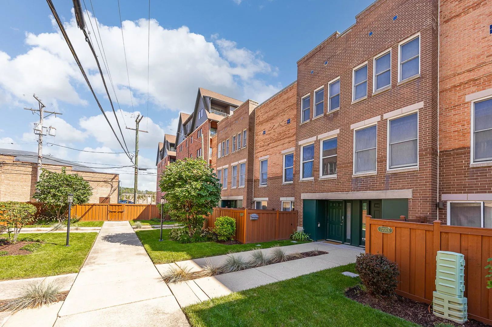 7237 Franklin Street B IL