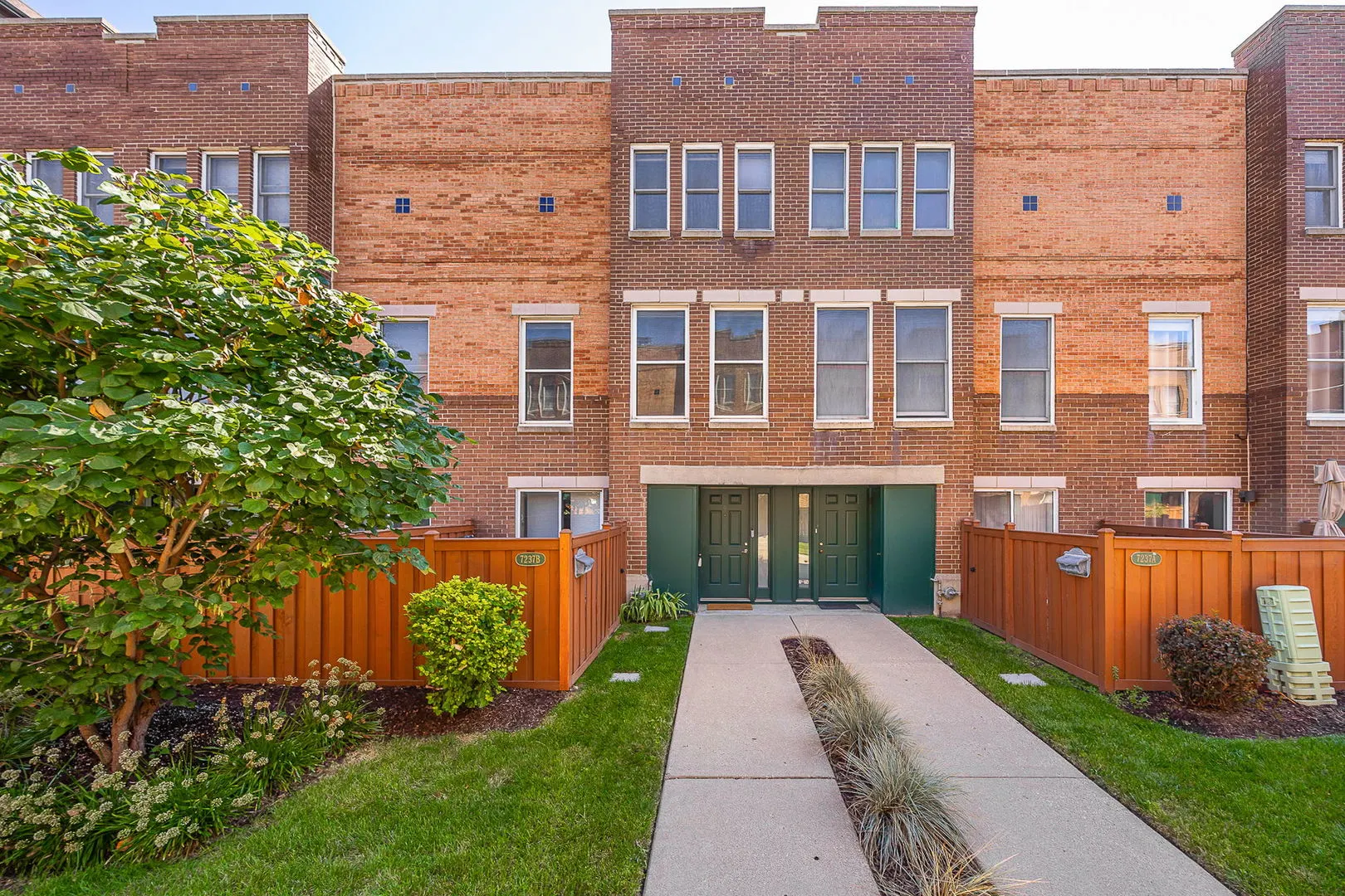7237 Franklin Street B IL
