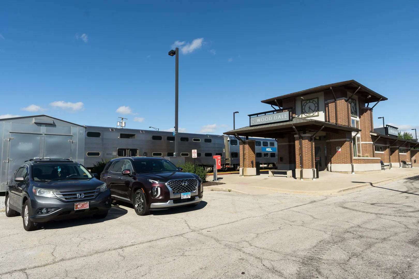 305 Montclare Lane IL