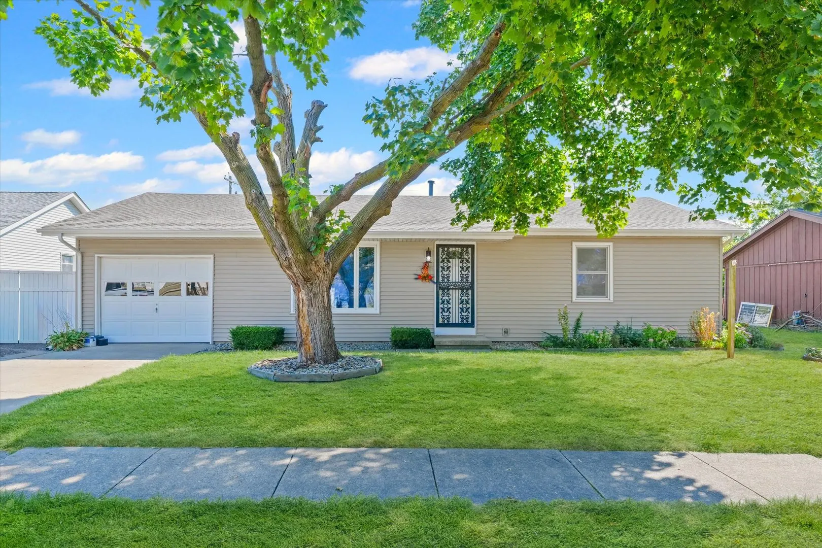 1412 Greenridge Drive IL