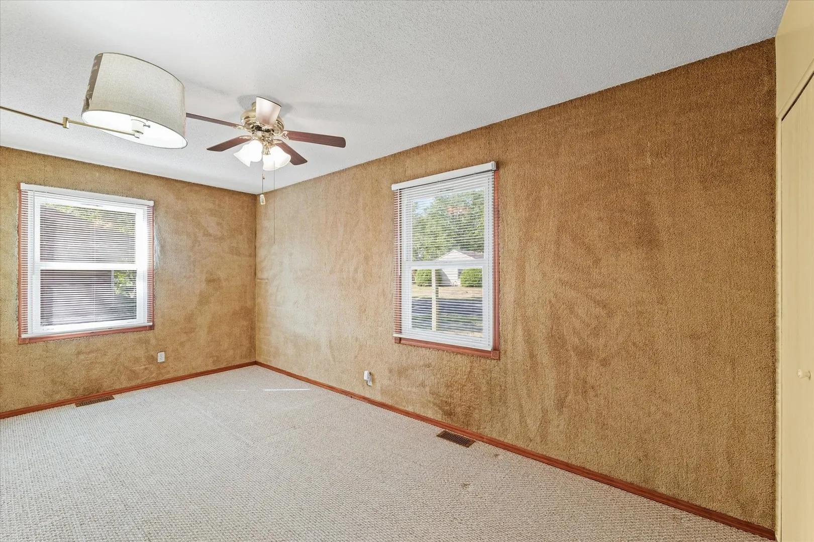 1412 Greenridge Drive IL
