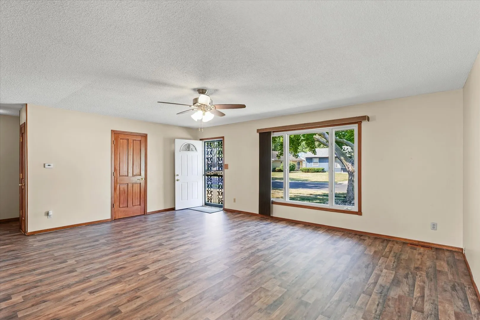 1412 Greenridge Drive IL