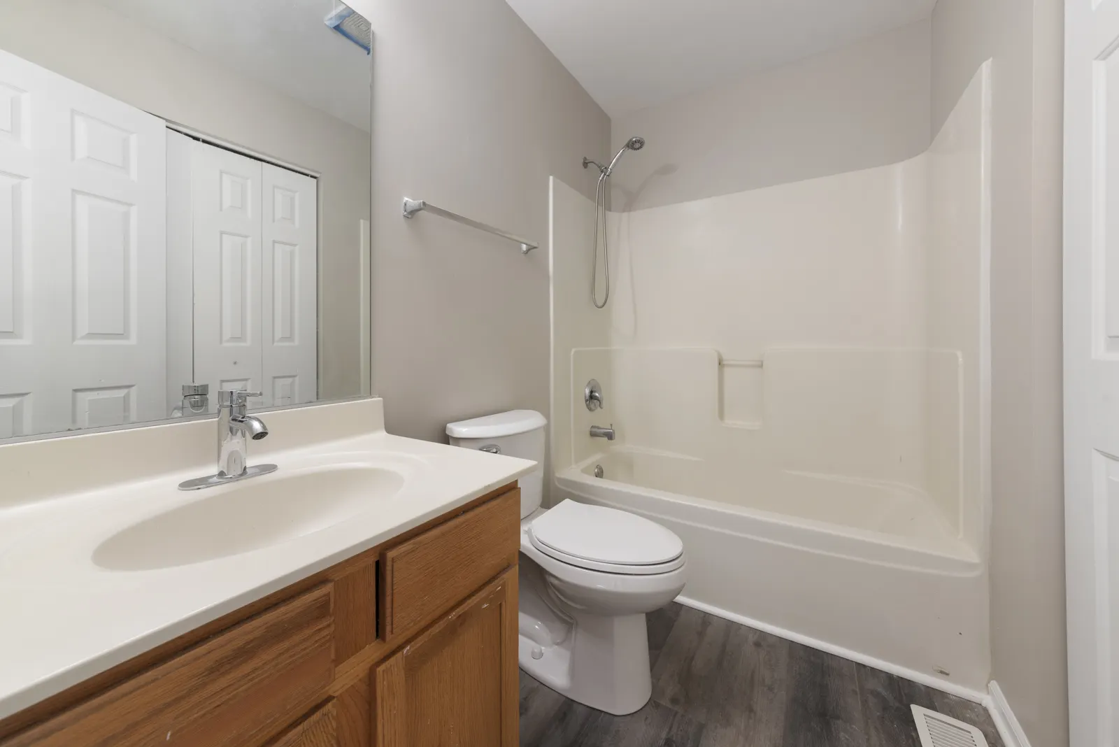 6407 Coyote Ridge Court IL
