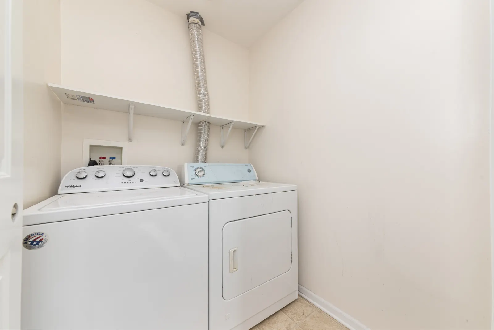 6407 Coyote Ridge Court IL