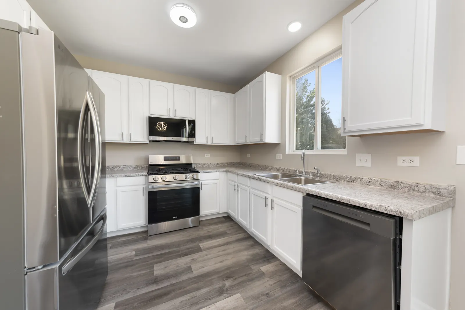 6407 Coyote Ridge Court IL