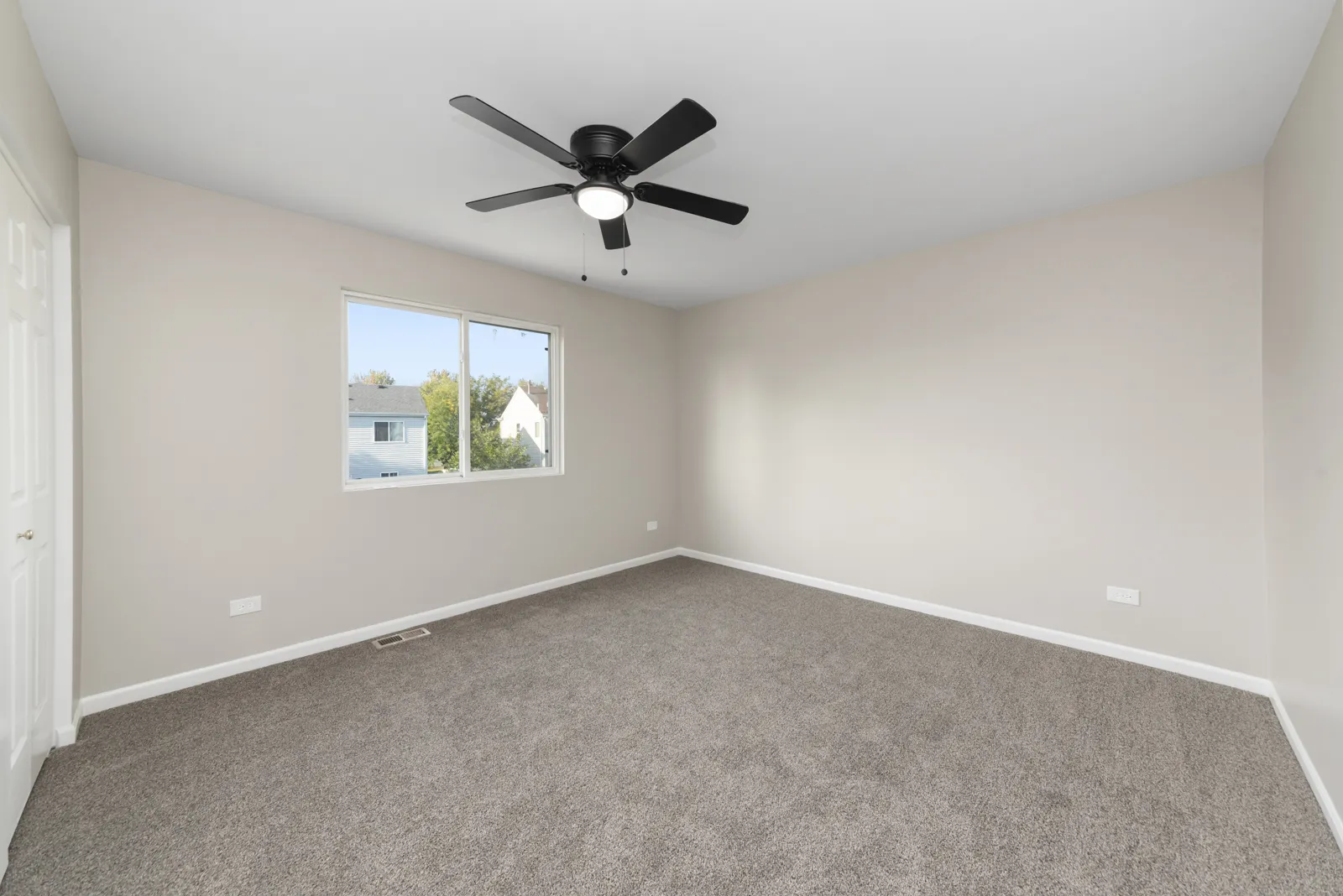 6407 Coyote Ridge Court IL