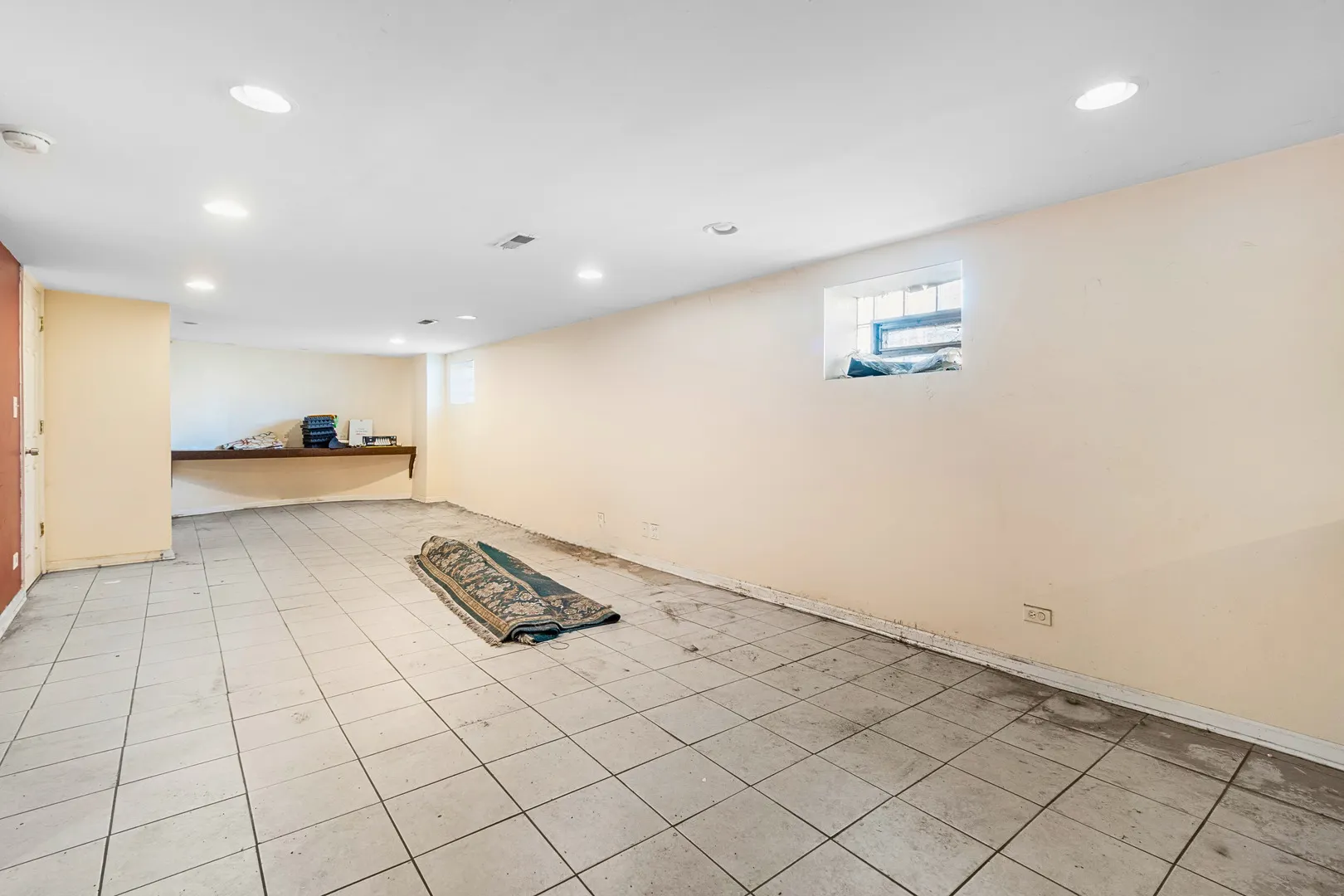 8801 S CLYDE Avenue IL