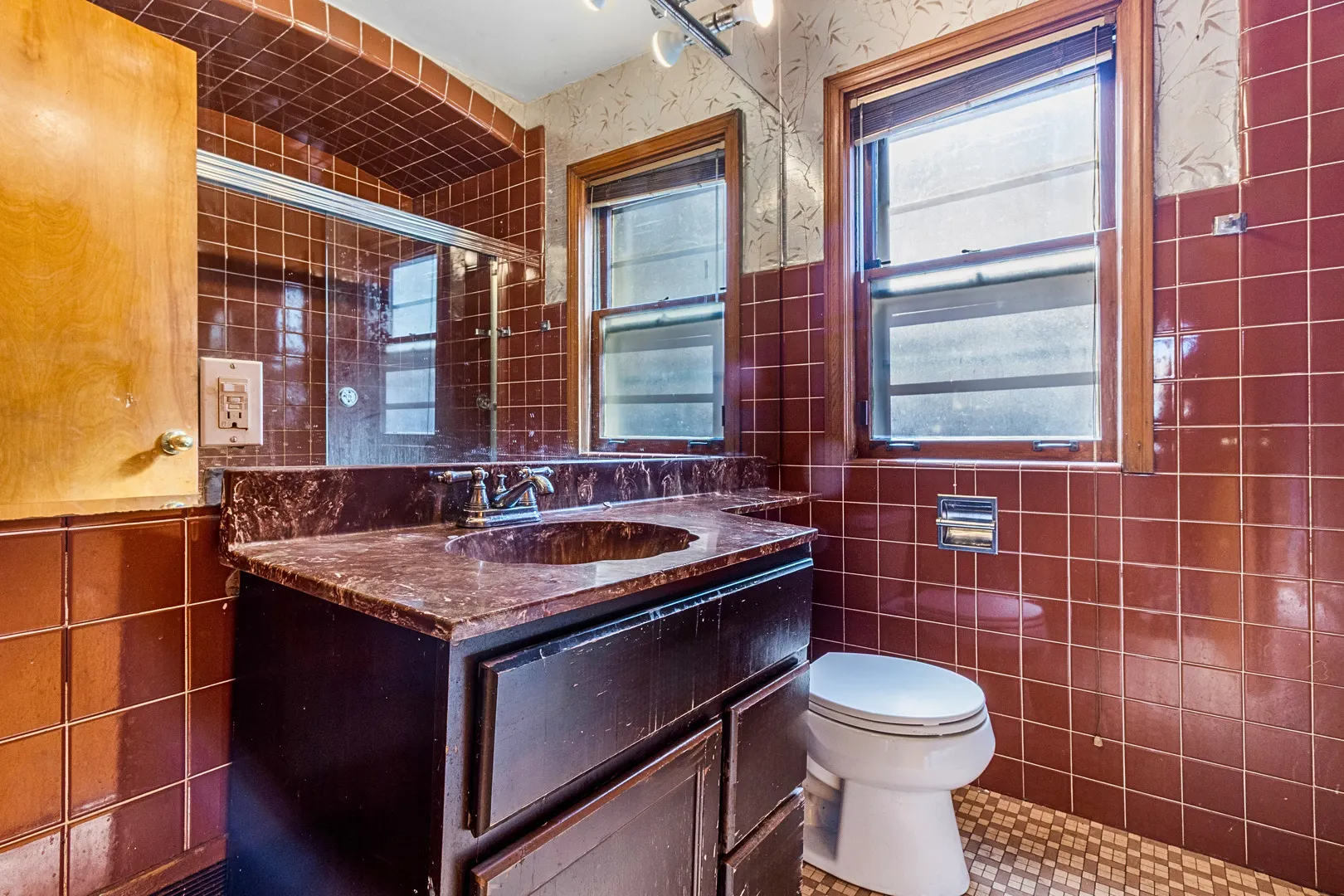 8801 S CLYDE Avenue IL