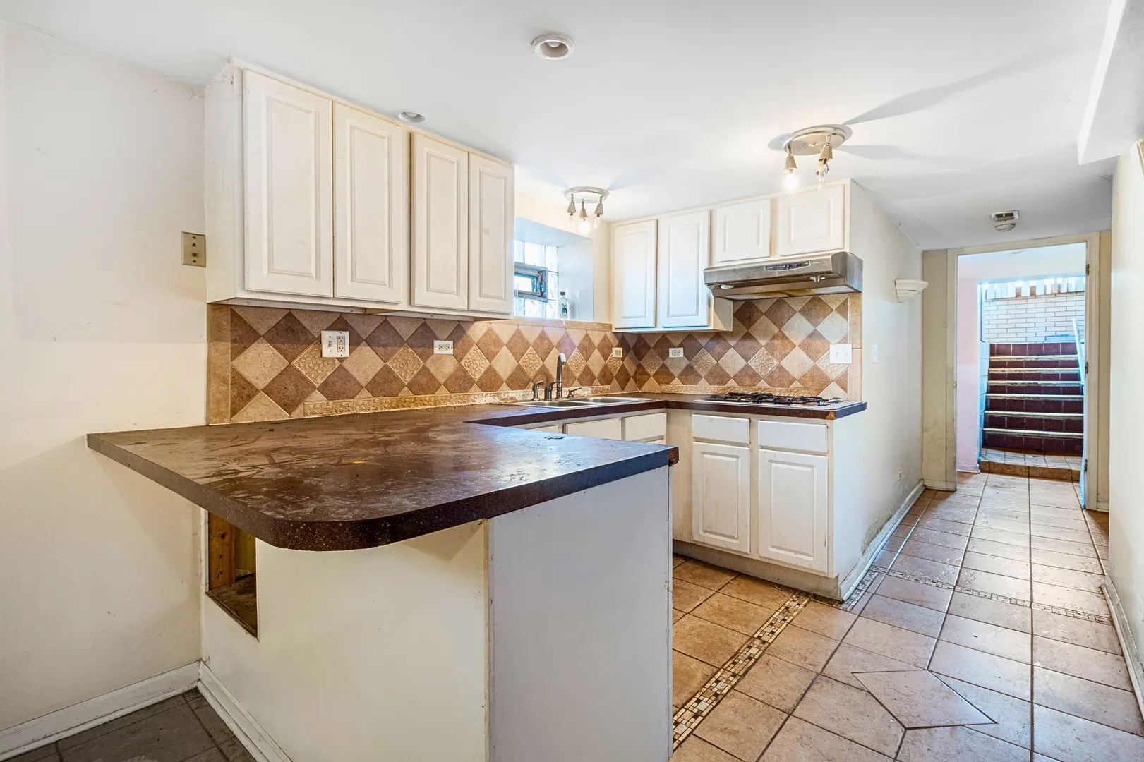 8801 S CLYDE Avenue IL