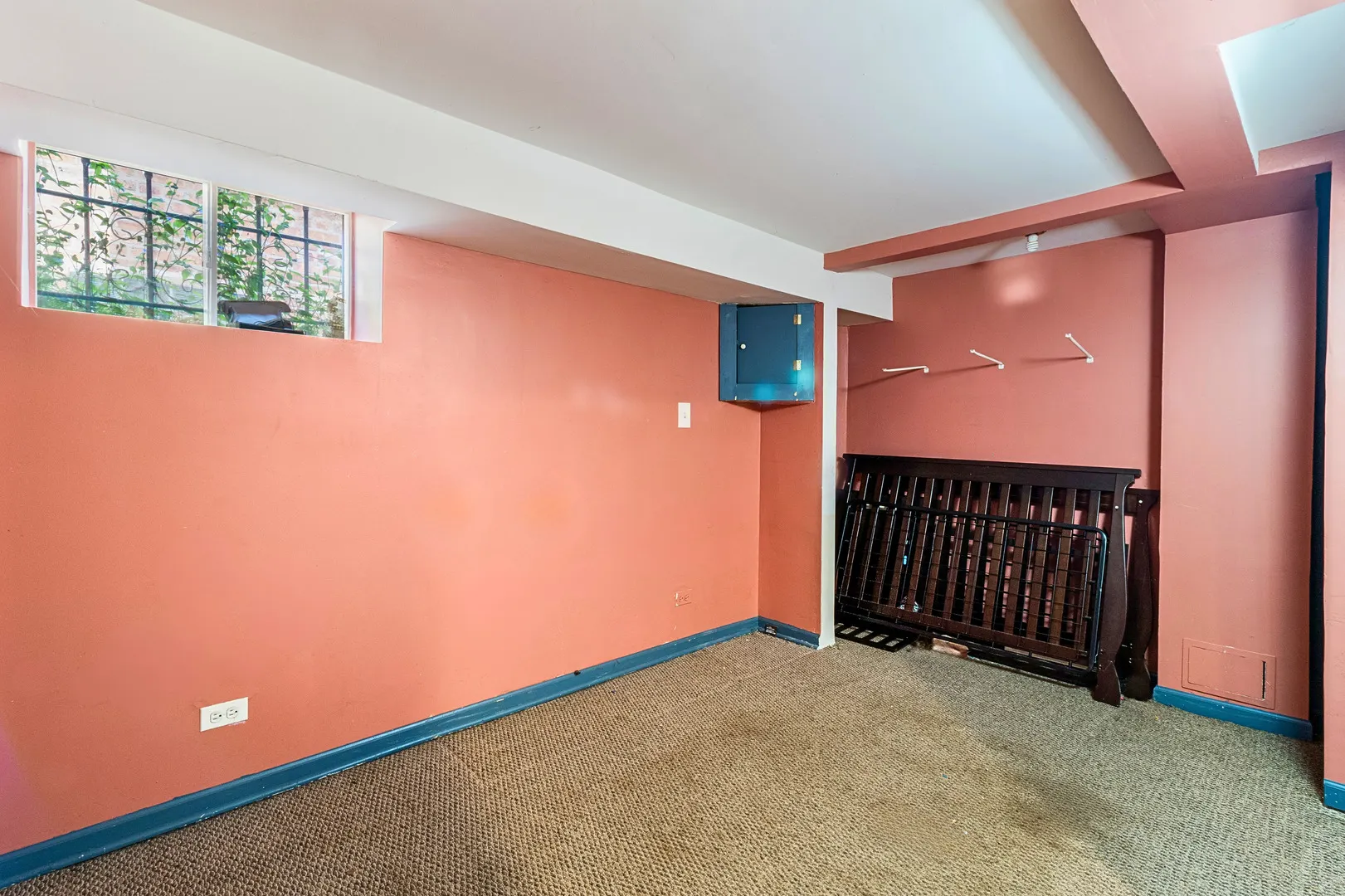 8801 S CLYDE Avenue IL