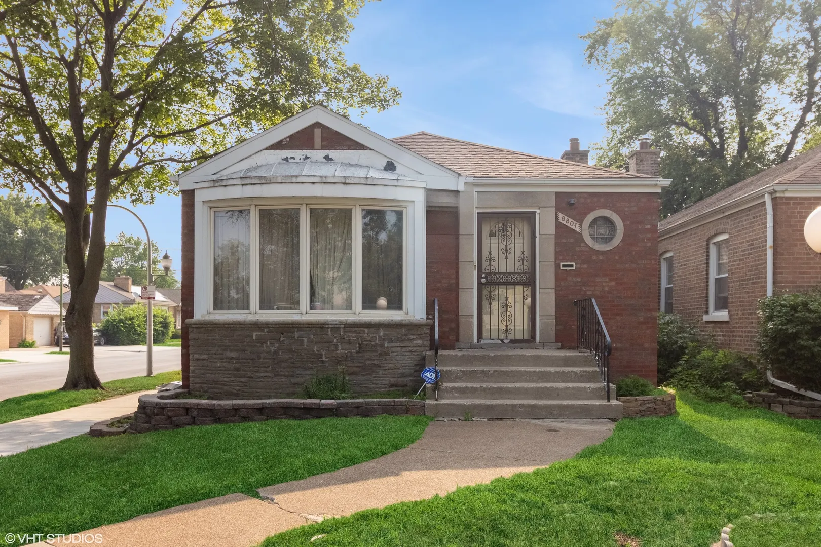 8801 S CLYDE Avenue IL